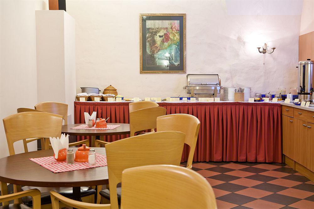 Hotell Rija Domus Riga